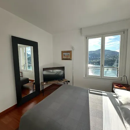 View Ac And Garage * Como