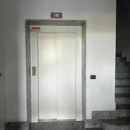 Apartamento View Ac And Garage Como