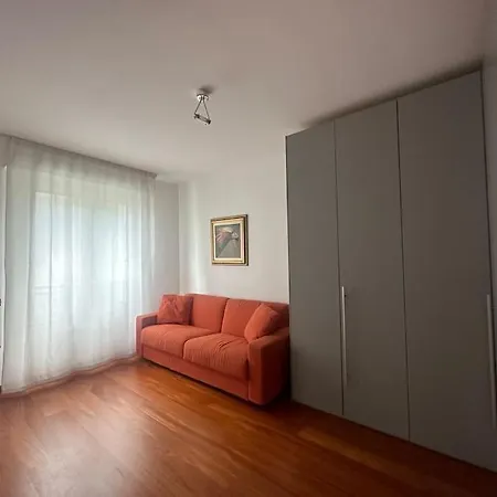 View Ac And Garage Appartement