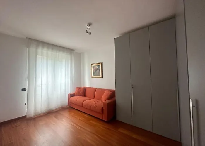 View Ac And Garage Apartment