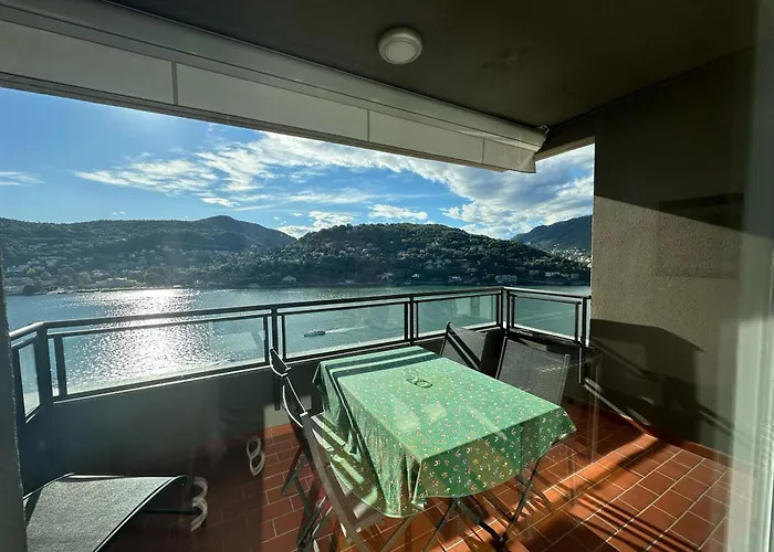 View Ac And Garage Como